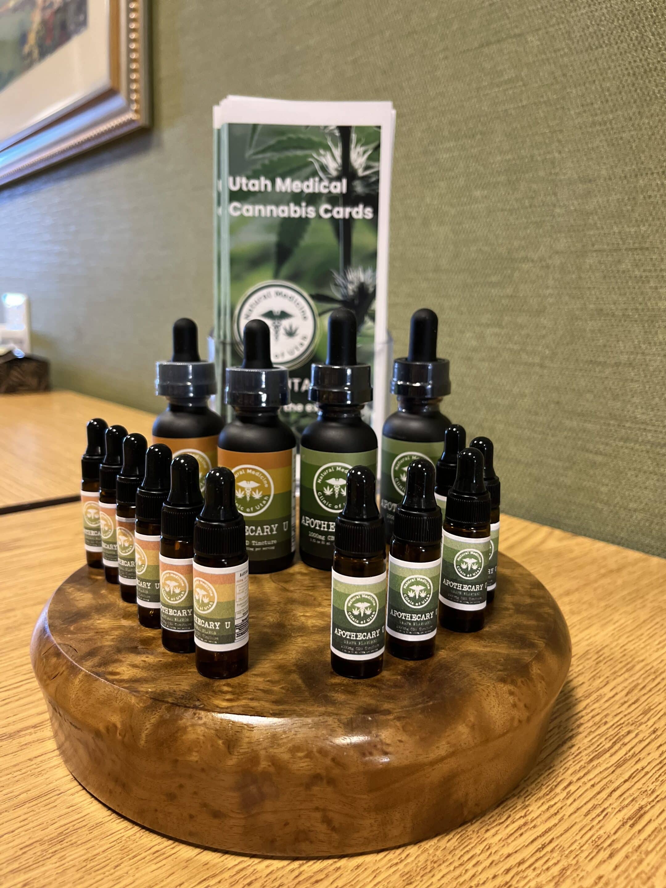 The Benefits of Using CBD and CBG Tinctures - NMC Utah
